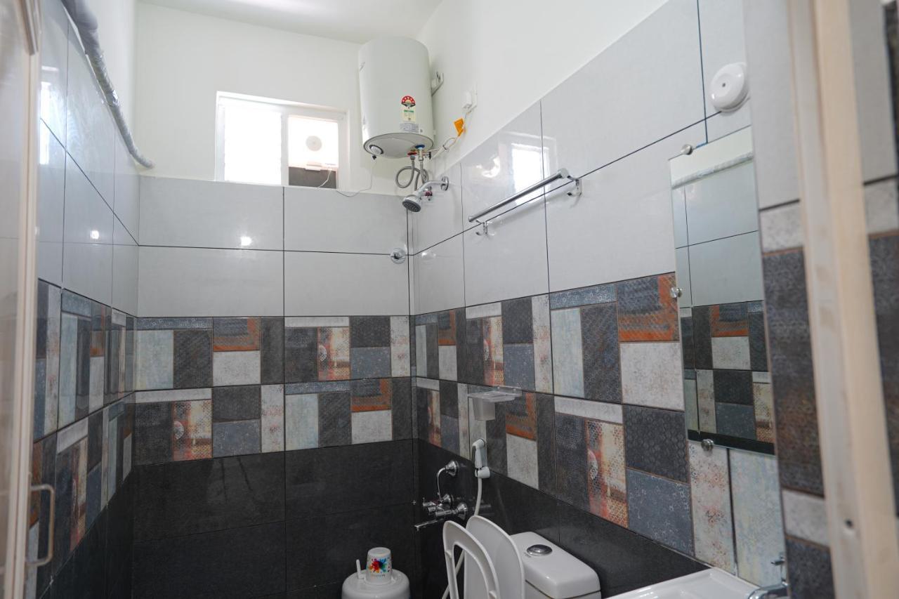 Mahasri Studio Apartments- Brand New Fully Furnished Air Conditioned Studio Apartments Tirupati Exterior photo